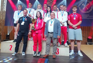 3. MIEJSCE JUNIOREK U18 DRUŻYNOWO, JUNIORZY NA MIEJSCU 2. W BOBROVIE